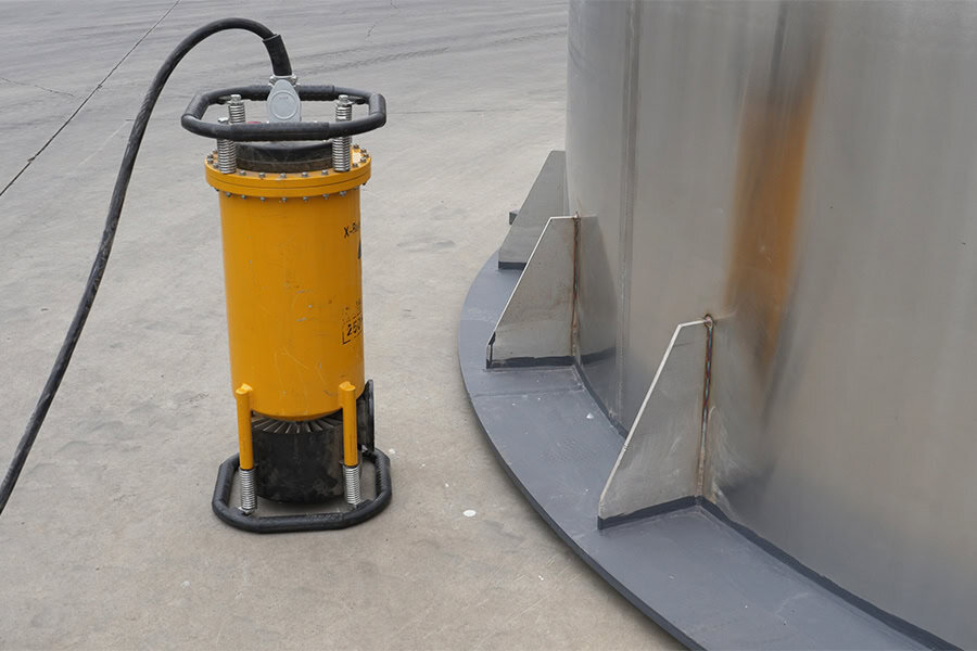 Nondestructive testing for defecting detection of welds