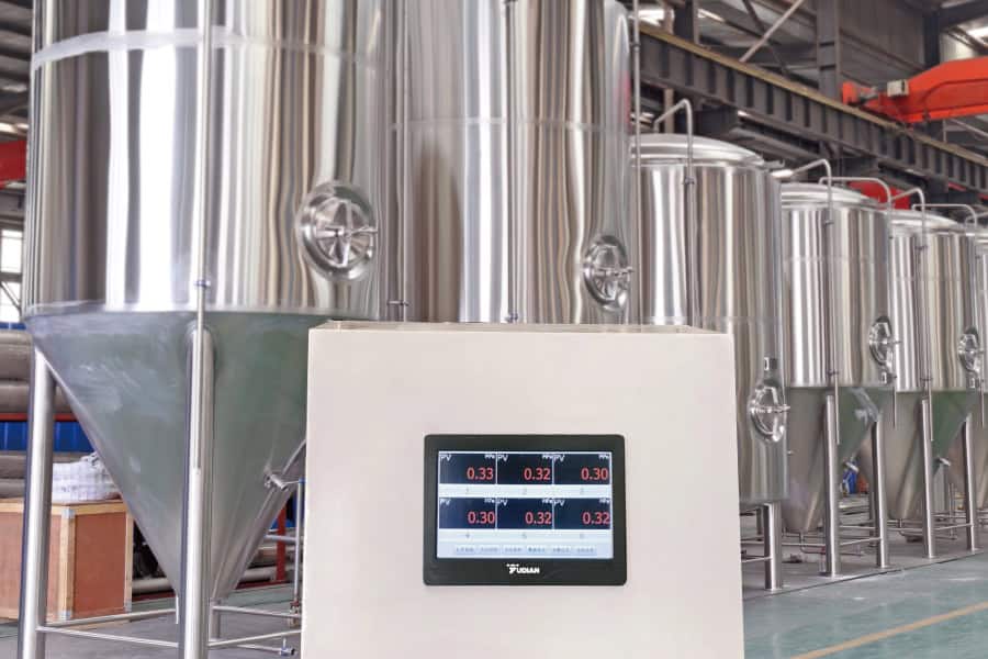 Pressure paperless record test for unitanks