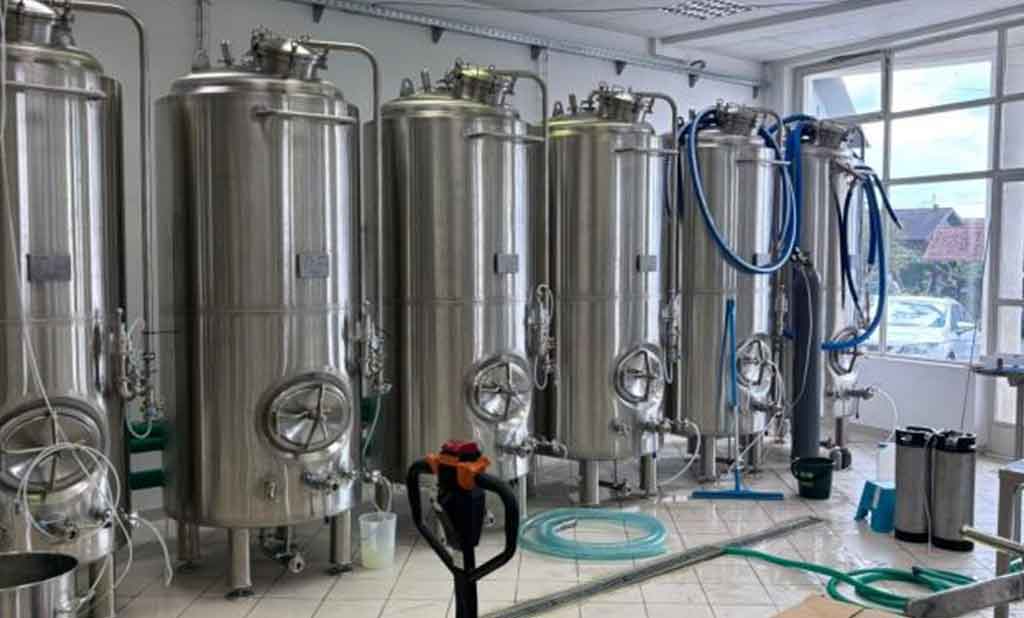 1000L kombucha fermenters for Crobucha Kombucha